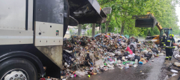 20230605 Szekszárd, Sárvíz utca - szemétszállító tűzeset
