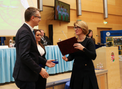 Tolna vármegyei tűzoltó részesült miniszteri elismerésben