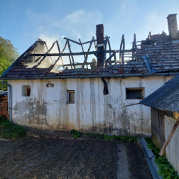 Bátaapáti családi ház tűzeset