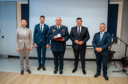 Rangos elismerést kapott Bán Attila tűzoltó ezredes