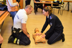 Az újraélesztés fontosságára hívták fel a figyelmet Szekszárdon