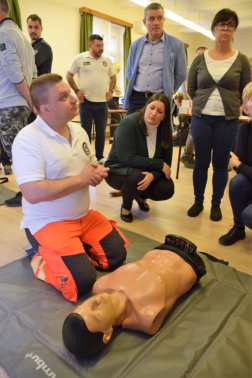 Az újraélesztés fontosságára hívták fel a figyelmet Szekszárdon