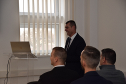 Rendhagyó igazgatói értekezlet a sport jegyében