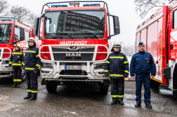 Tíz új gépjárműfecskendő állt szolgálatba