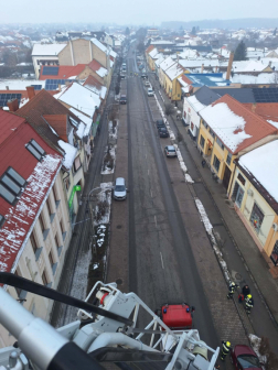 Bátaszék - iskola hóeltávolítás