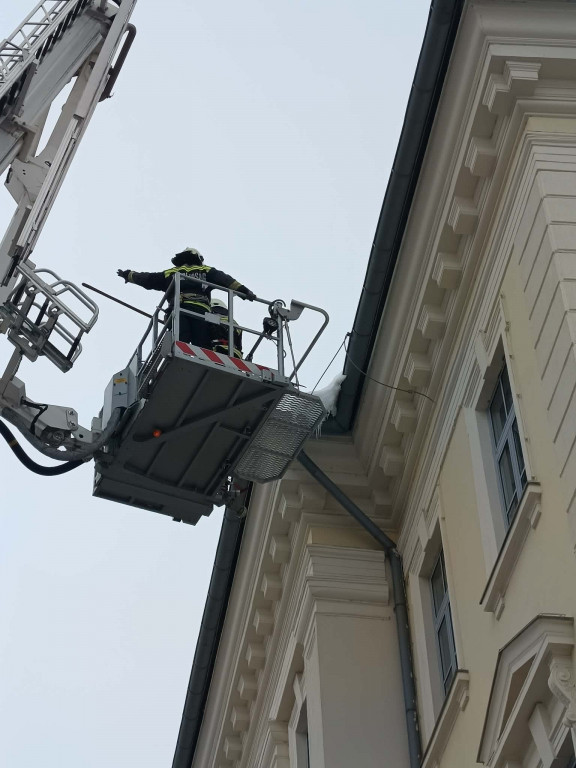 Jégcsapok a magasban