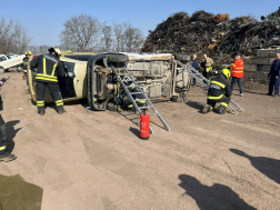 A dombóvári tűzoltók képviselik Tolna vármegyét az országos versenyen