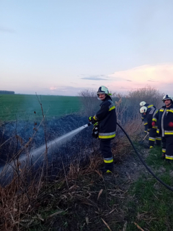 Szabadtéri tűzeset Gerjen külterületén