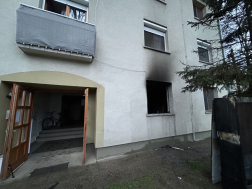 Lakástüzek Tolnában