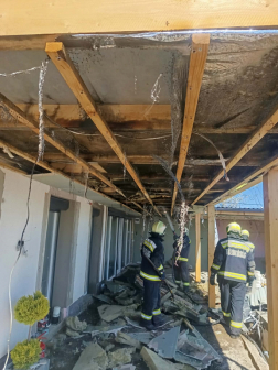 Szekszárd, Zöldfa utca - kigyulladt előtető