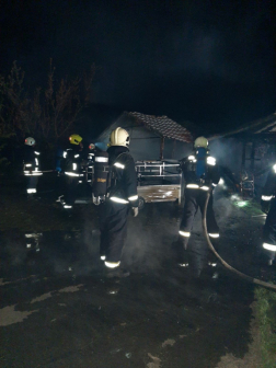 Simontornya - kigyulladt garázs