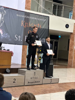 Tizenegy Tolna megyei tűzoltó érdemelte ki a lovagi címet