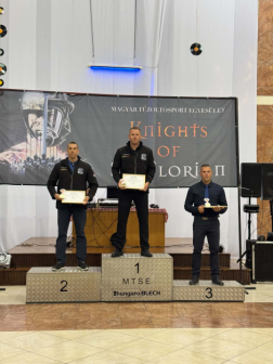 Tizenegy Tolna megyei tűzoltó érdemelte ki a lovagi címet
